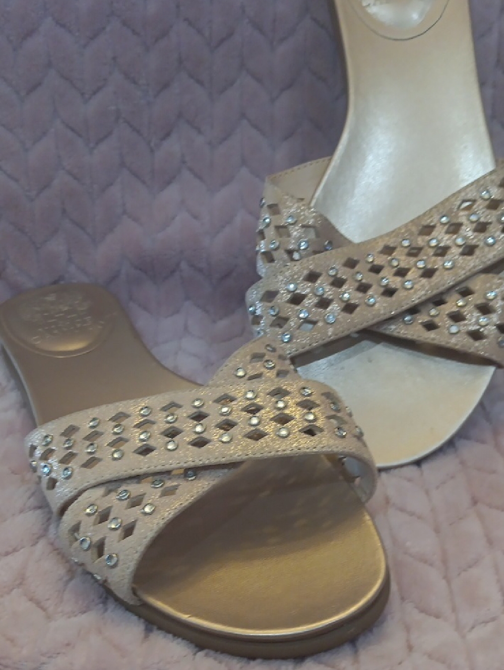 Vince Camuto Endana Suede Sandal Rose Gold Used